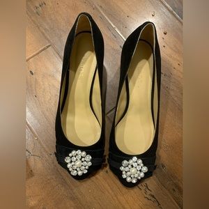 EUC Talbots Aida Bow Block Heels Black 7.5